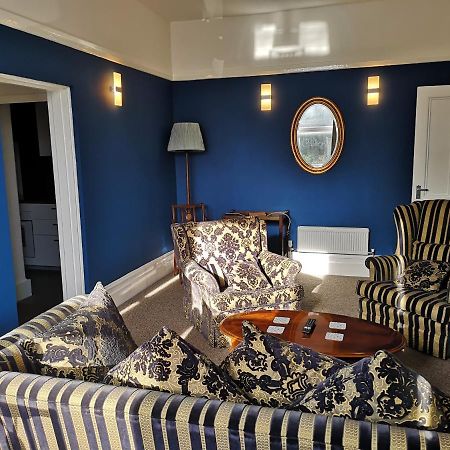 2 Bedroom Apartment At Kent Escapes Short Lets & Serviced Accommodation Kent, Bouverie Escape Folkestone With Wifi Buitenkant foto