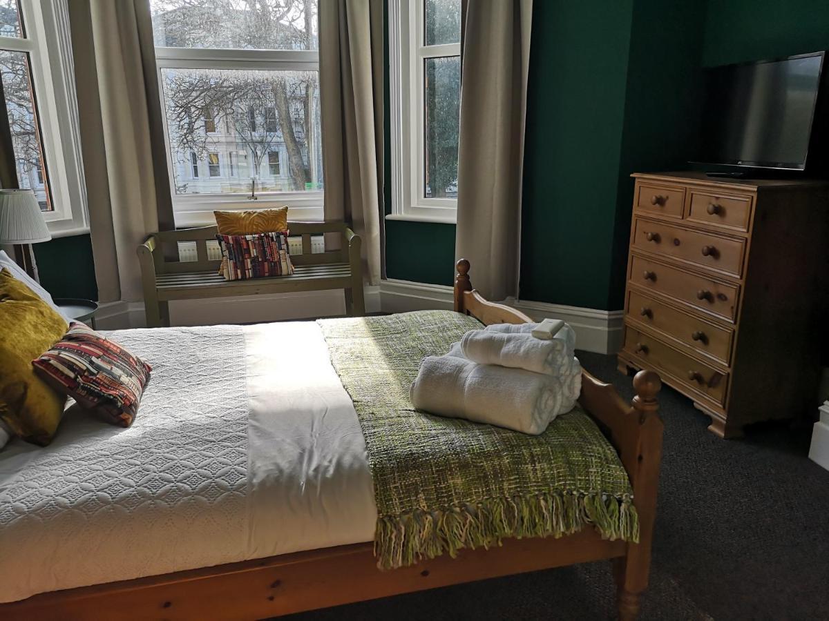 2 Bedroom Apartment At Kent Escapes Short Lets & Serviced Accommodation Kent, Bouverie Escape Folkestone With Wifi Buitenkant foto