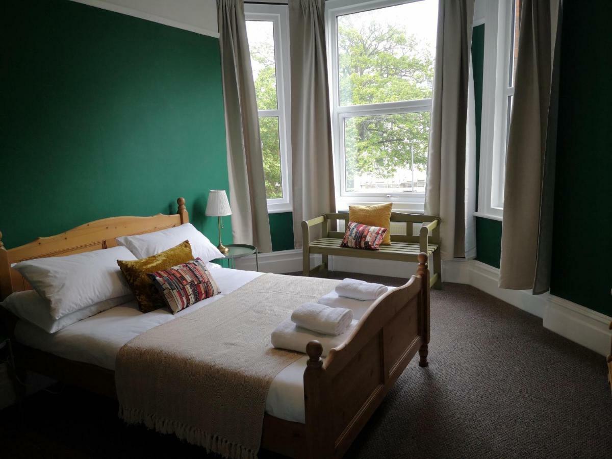 2 Bedroom Apartment At Kent Escapes Short Lets & Serviced Accommodation Kent, Bouverie Escape Folkestone With Wifi Buitenkant foto
